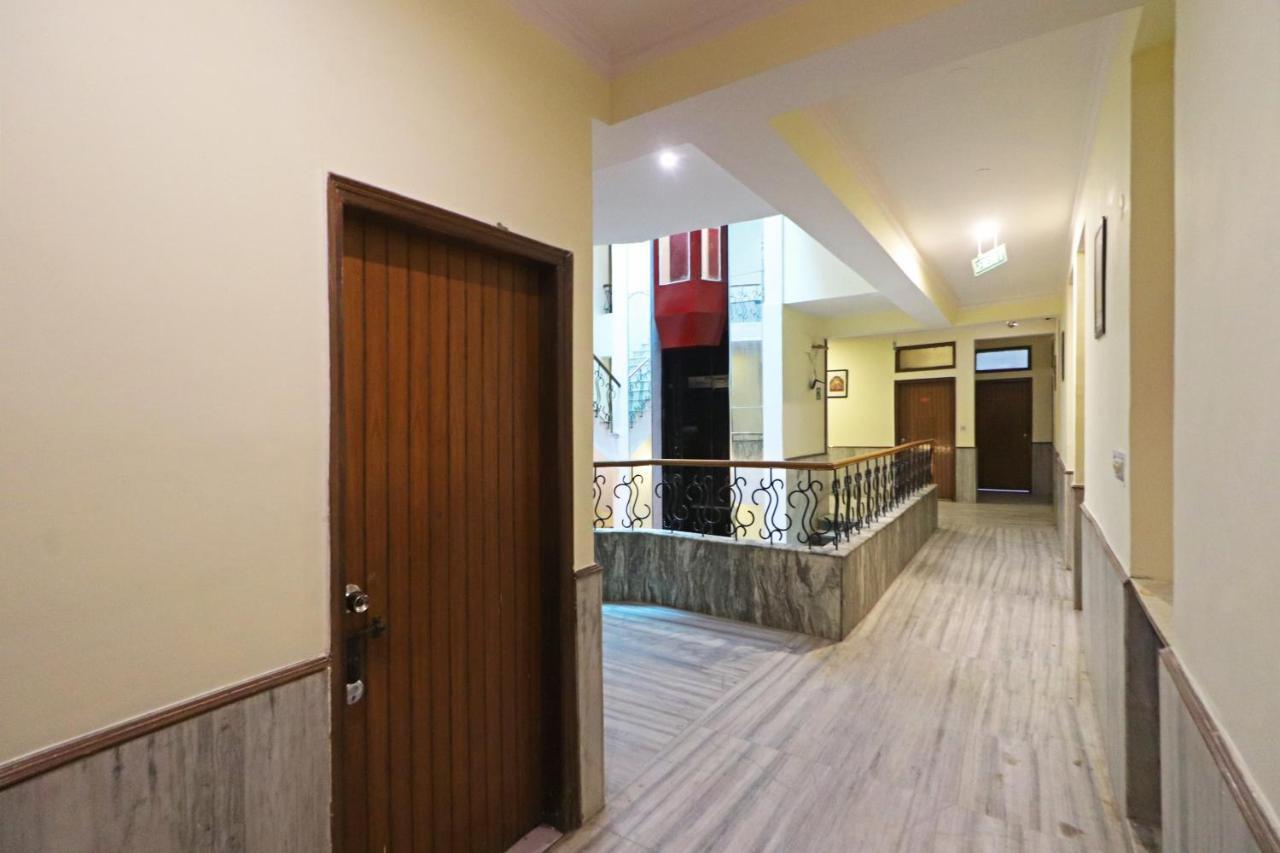 Silver Shine New Delhi - Comfort Stay Exterior foto