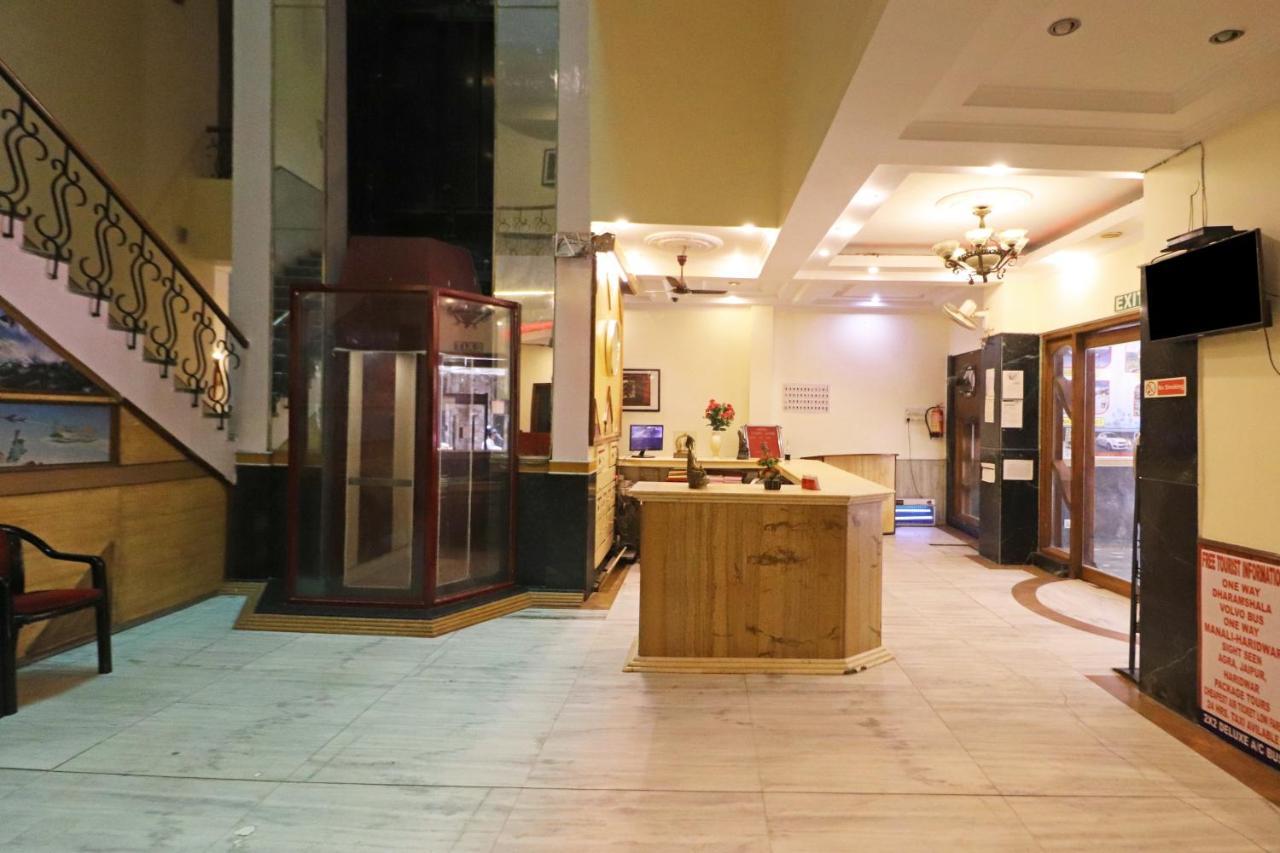 Silver Shine New Delhi - Comfort Stay Exterior foto