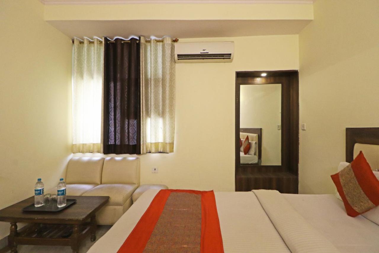 Silver Shine New Delhi - Comfort Stay Exterior foto